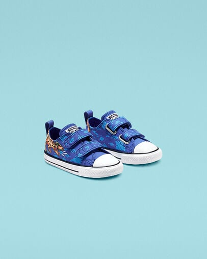 Chuck Taylor All Star Dino’s Beach Party Hook and Loop Low Top Blue/Black/White, Angled View
