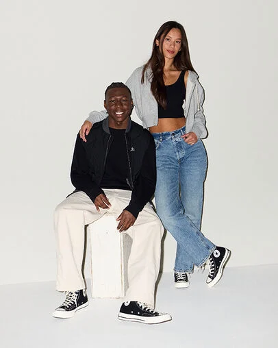 Chuck 70 Canvas Black/Black/Egret, On Foot Shot 1