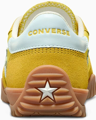 Run Star Trainer Golden Wren Yellow/Winter Slay White/Egret, Detail Angle View