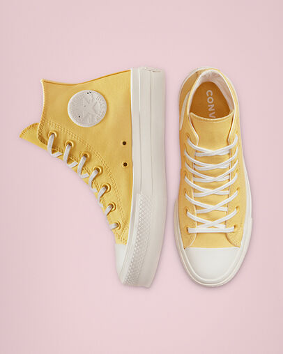 Chuck Taylor All Star Lift Platform Hybrid Texture Saturn Gold/Egret/Egret, Top and Side View