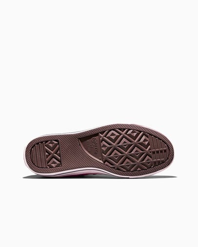 Chuck Taylor All Star Dip Dye Wide Width Sporty Berry Dyed, Outsole View