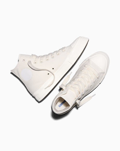 Chuck Taylor Throwback Vintage White/Vintage White, Angled View