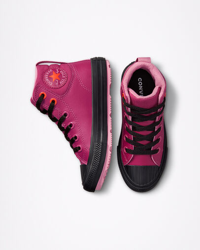 Chuck Taylor All Star Berkshire Boot Midnight Hibiscus/Black, Angled View