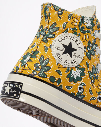 Chuck 70 Paisley Print Gold Dart/Egret/Fire, Detail Angle View