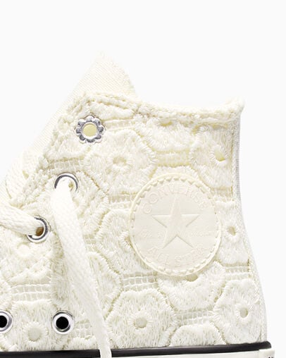 Chuck Taylor All Star EVA Lift Platform Floral Crochet Egret/Black/Egret, Detail Angle View