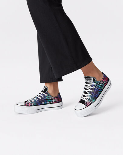 Chuck Taylor All Star Lift Platform Digital Daze Black/Hyper Pink/White, On Foot Shot 1