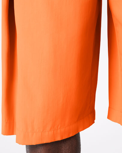 Short long Converse Shapes Triangle Coquelicot éclatant, Detail View