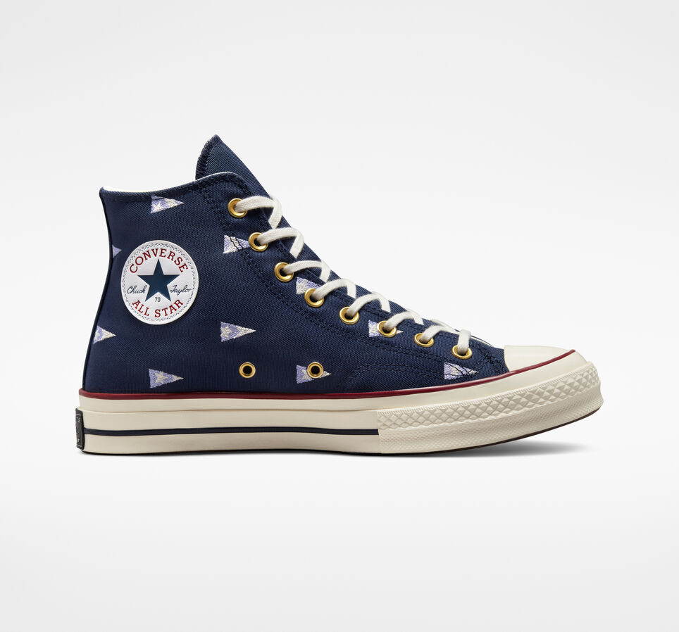 Chuck 70 Nautical Flag - A04965C
