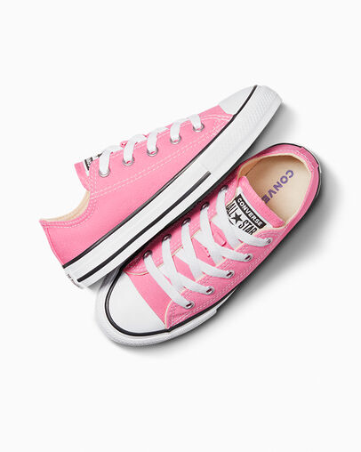 Chuck Taylor All Star Classic Pink, Angled View