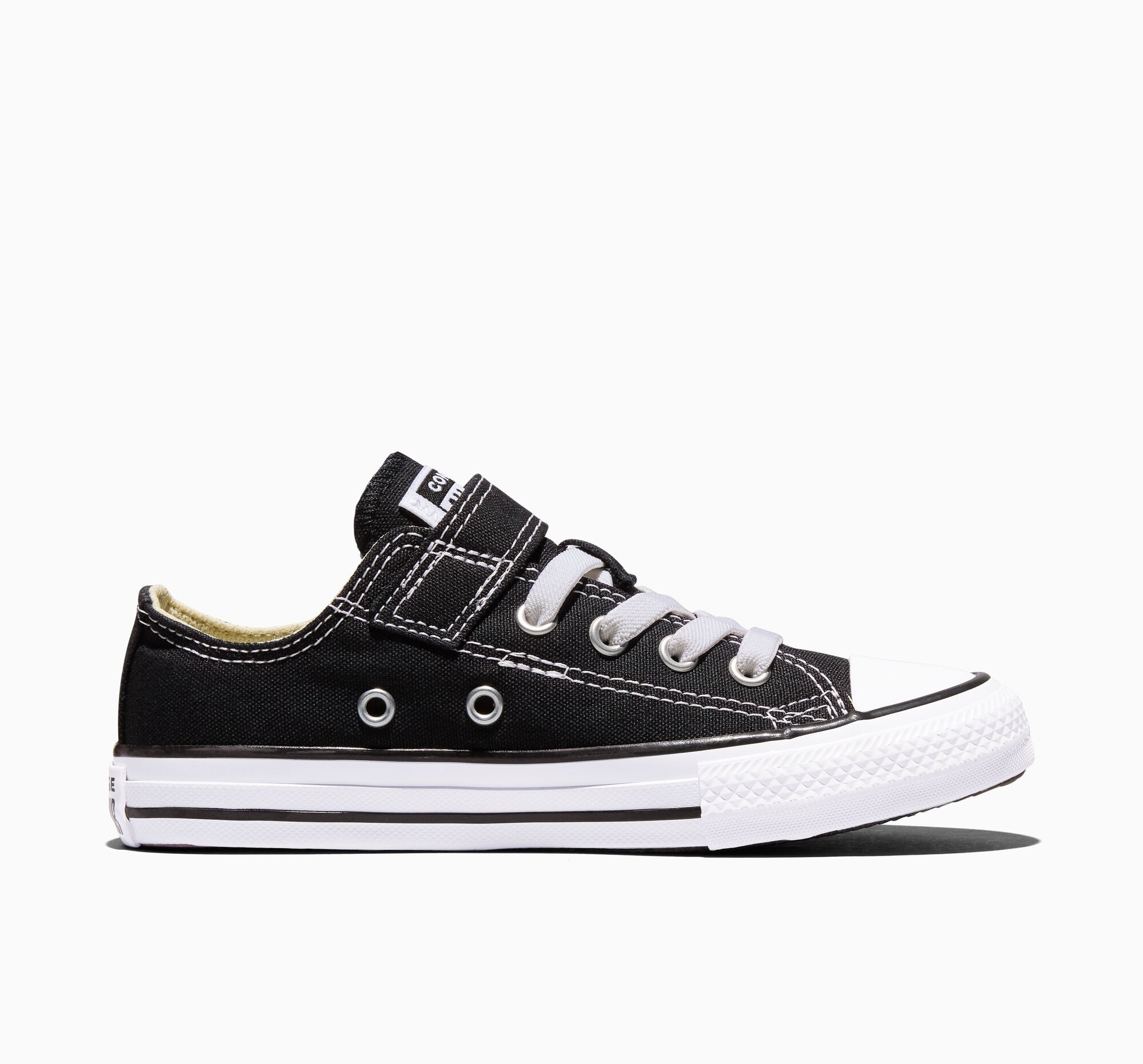 Chuck Taylor All Star Easy-On Younger Kids Low-Top Shoe
