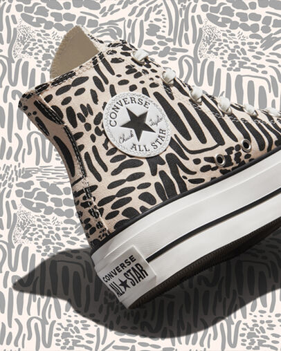 Animal Print Platform Chuck Taylor All Star Crimson Tint/Egret/Schwarz, Detail Angle View