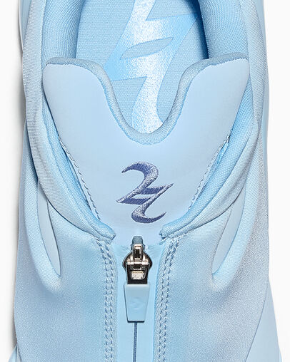 SHAI 001 Masi Blue, Detail Angle View