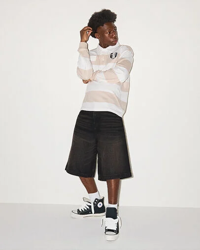 Chuck Taylor Throwback Black/Vintage White, On Foot Shot 1