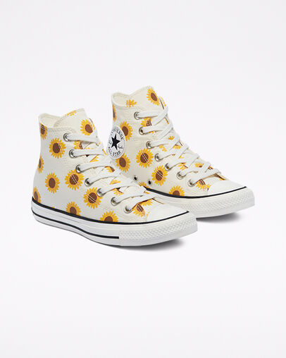 Chuck Taylor All Star Summer Spirit Egret/Clove Brown/Amarillo, Angled View