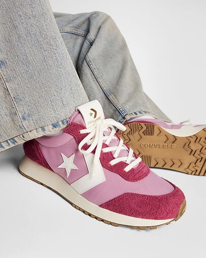 Converse Omega Trainer Cliffside Rose/Sporty Berry, Reflective View