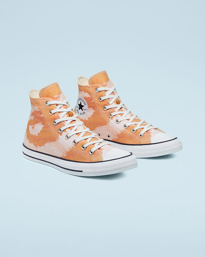 Chuck Taylor All Star Summer Wave Amber Ochre/Vintage White, Angled View