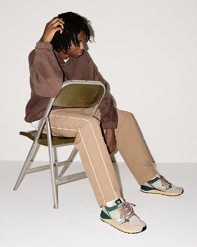 Converse Wave Trainer Vintage Cargo/Egret/Branch Out, On Foot Shot 1