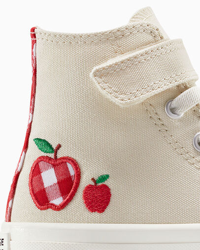 Chuck Taylor All Star Checkered Accents Easy-On Light Dune/Egret/Red, Detail Angle View