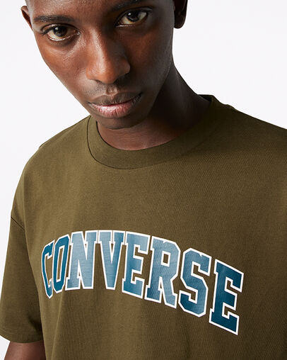 Tee-shirt universitaire surdimensionn&eacute; Vert olive surplus, Back View