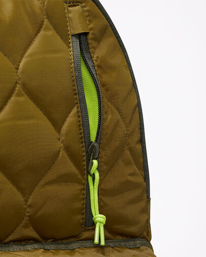 Quilted Straight Edge Backpack Moss, Detail View