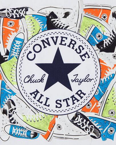 Sneaker Print Chuck Taylor Patch T-Shirt Bianco, Full Body View