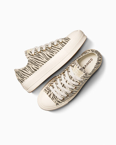 Chuck Taylor All Star Lift Zebra Print &Eacute;cru/&Eacute;cru/Gris fum&eacute;e, Angled View