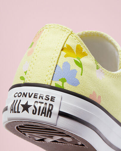 Floral Print Chuck Taylor All Star Citron clair/Noir/Blanc, Detail Angle View