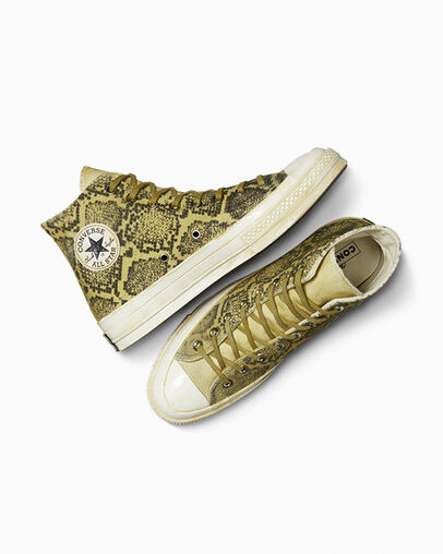 Chuck 70 Serpentine Snake Brown, Angled View