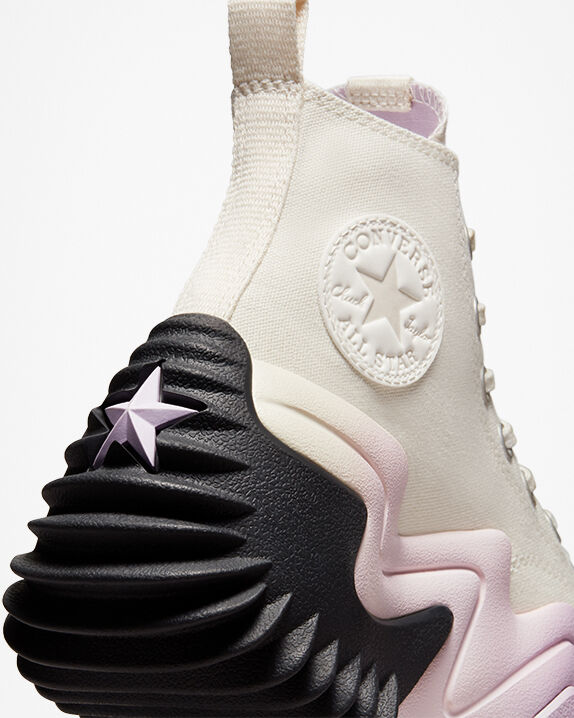 converse run star motion platform