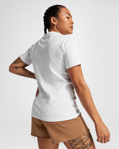 Floral Patch T-Shirt Blanco, Full Body View