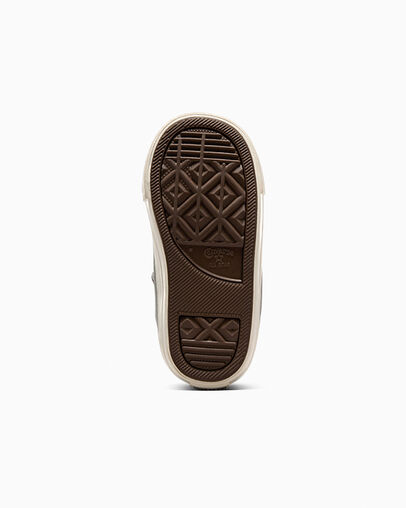 Chuck Taylor All Star One Strap Sherpa Bear Easy-On Gris requin/Marron chaud/&Eacute;cru, Outsole View