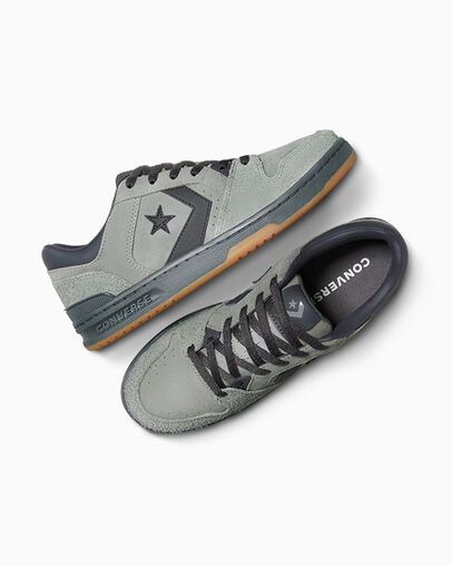 CL98 Suede Classic Grey/Dark Matter, Angled View