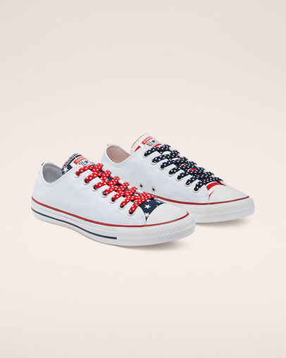 Stars & Stripes Chuck Taylor All Star Blanc/Rouge universit&eacute;, Angled View