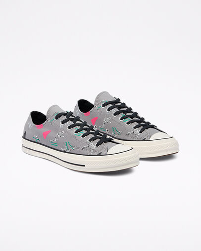 Archive Skate Chuck 70 Dolphin/Hyper Pink/Black, Angled View