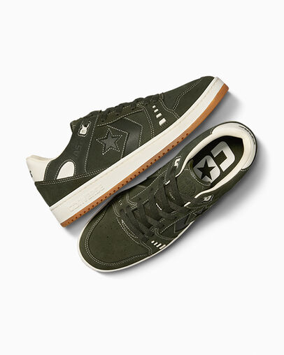 CONS AS-1 Pro Suede Refugio del bosque/Garza/Goma, Angled View