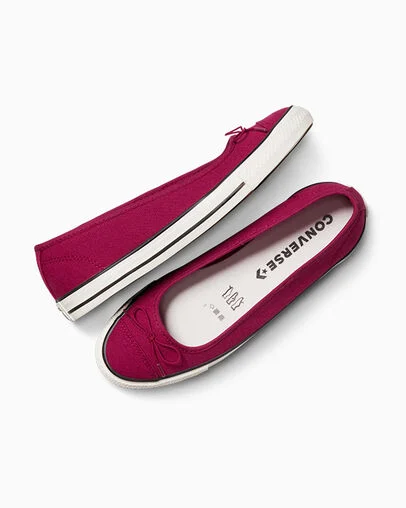 Chuck Taylor All Star Dainty Ballerina Sporty Berry/Egret/Black, Angled View