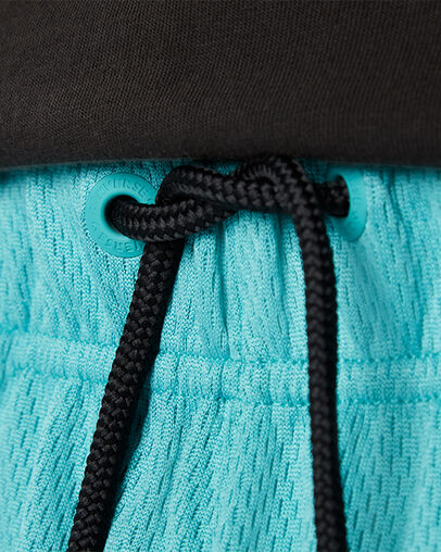 Court Lifestyle Mesh Short Harbor Teal, Detail View