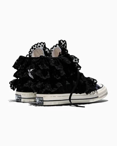 Chuck 70 3-D Flourish High Top Black Crochet, Heel View
