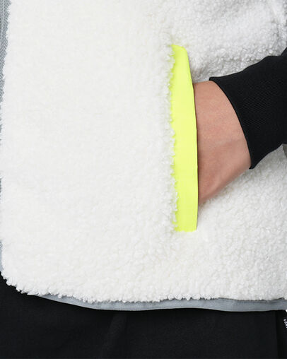 Wendbare Sherpa-Weste Limestone Grey Multi, Detail View