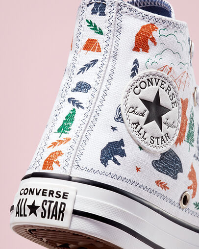 Chuck Taylor All Star Explorer White/Midnight Navy/Black, Detail Angle View