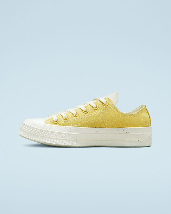 chuck 70 gold