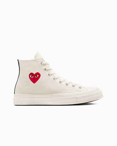 PLAY Comme des Garçons Single Heart Chuck 70 Milk/Red/Black, Outer Side View