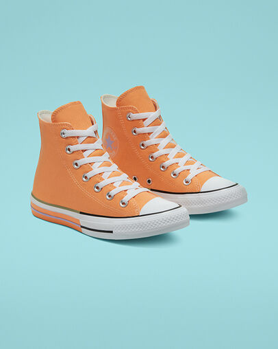 Chuck Taylor All Star Sunblocked Fuel Orange/Moonstone Violet, Angled View