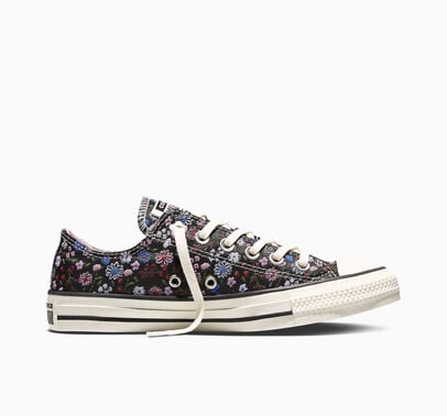 Converse Chuck Taylor All Star Floral Accents Black/Egret/Cherry Balm