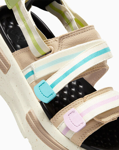 Run Star Utility Sandal CX Easy On Beige granola/Jaune c&eacute;drat, Detail Angle View