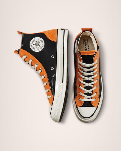 Chuck 70 Space Vintage Daim Noir/Orange, Top and Side View