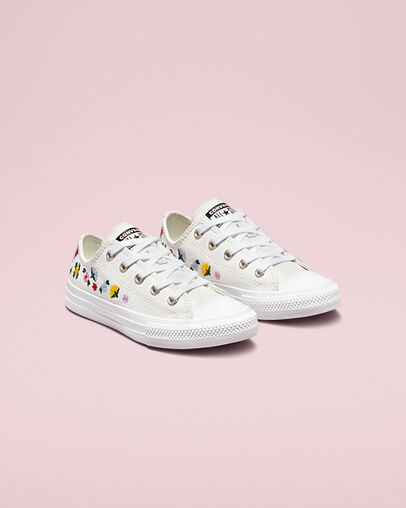 Chuck Taylor All Star Floral Embroidery Blanco vintage/Blanco, Angled View