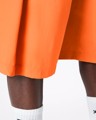 Short long Converse Shapes Triangle Coquelicot éclatant, Detail View