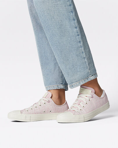 Chuck Taylor All Star Hybrid Texture Egret/Himalayan Salt/Egret, On Foot Shot 1