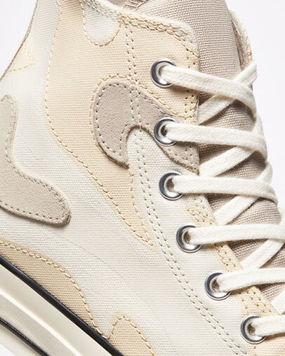 Chuck 70 Hybrid Camo Egret/Black/Egret, Detail Angle View